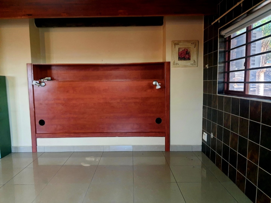 3 Bedroom Property for Sale in Menkenkop Western Cape